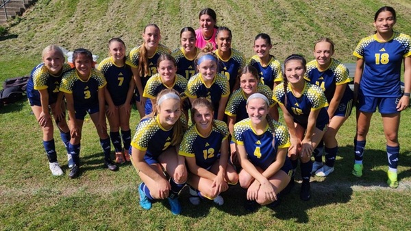 SC4 Women's soccer team before their soccer game against muskegon community college